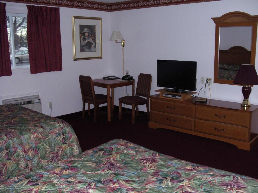 Travelodge By Wyndham Port Elgin Room photo